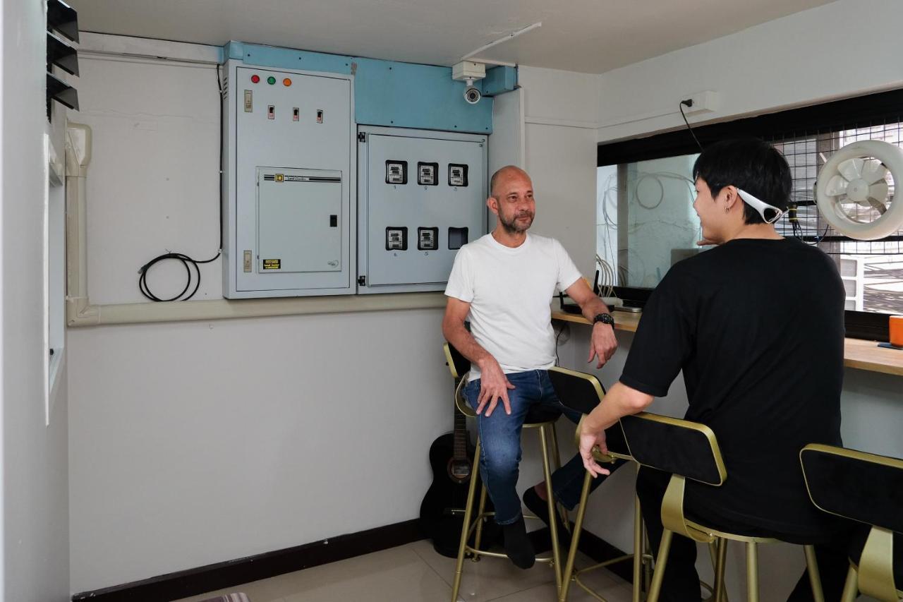 Delta 9 Hostel بانكوك المظهر الخارجي الصورة